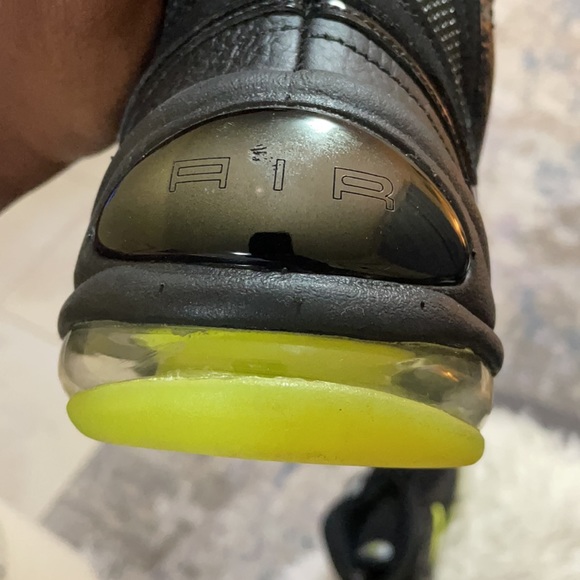Nike Air Total Max Uptempo “Black Volt” (used)